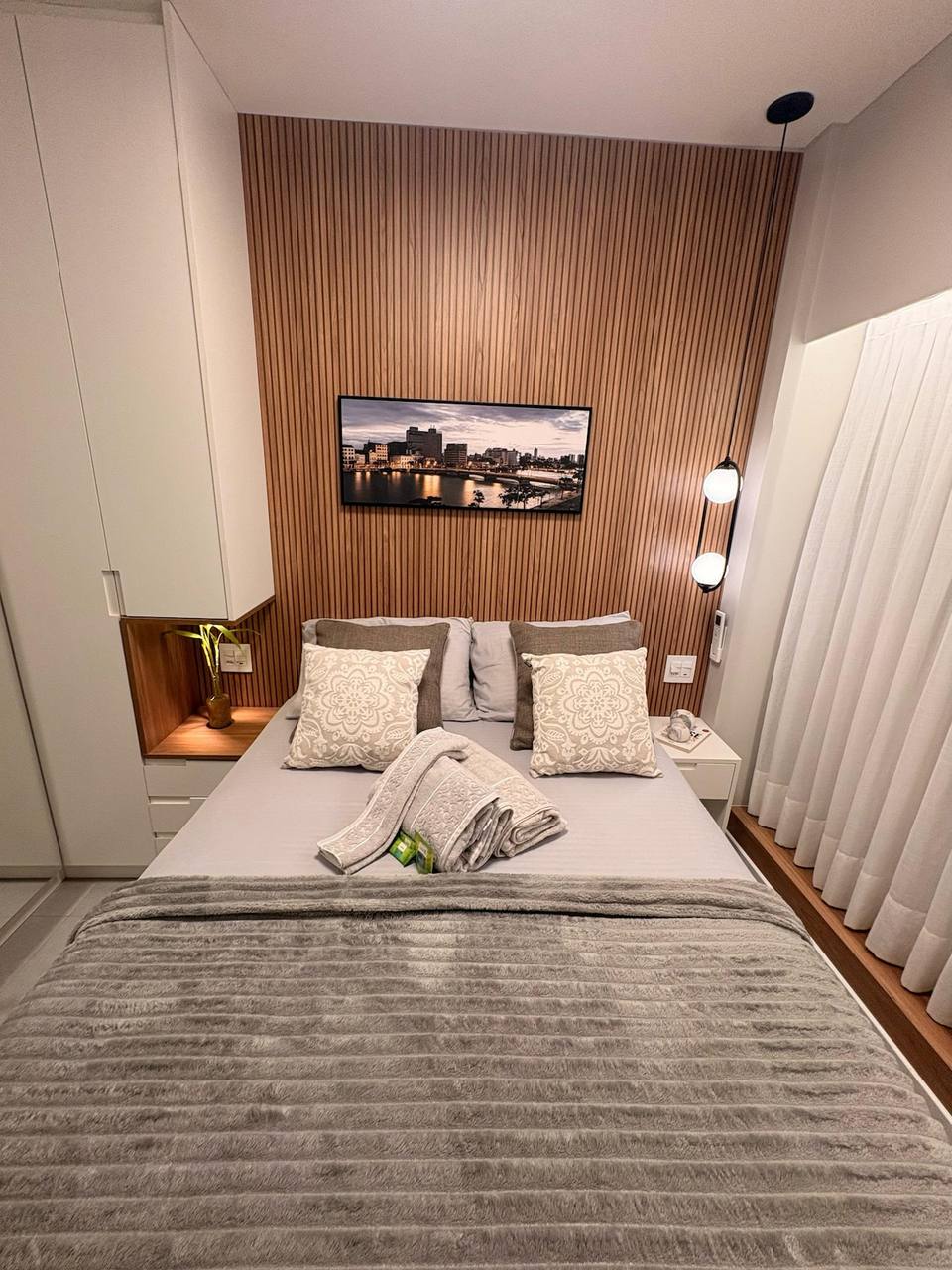 Sunny, stylish apartment across from Allianz Parque