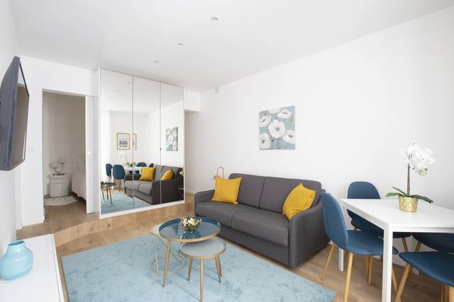 Modern and bright living room with design details