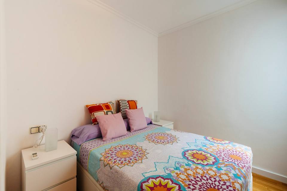 Two-Bedroom, Two-Bathroom Apartment in Eixample