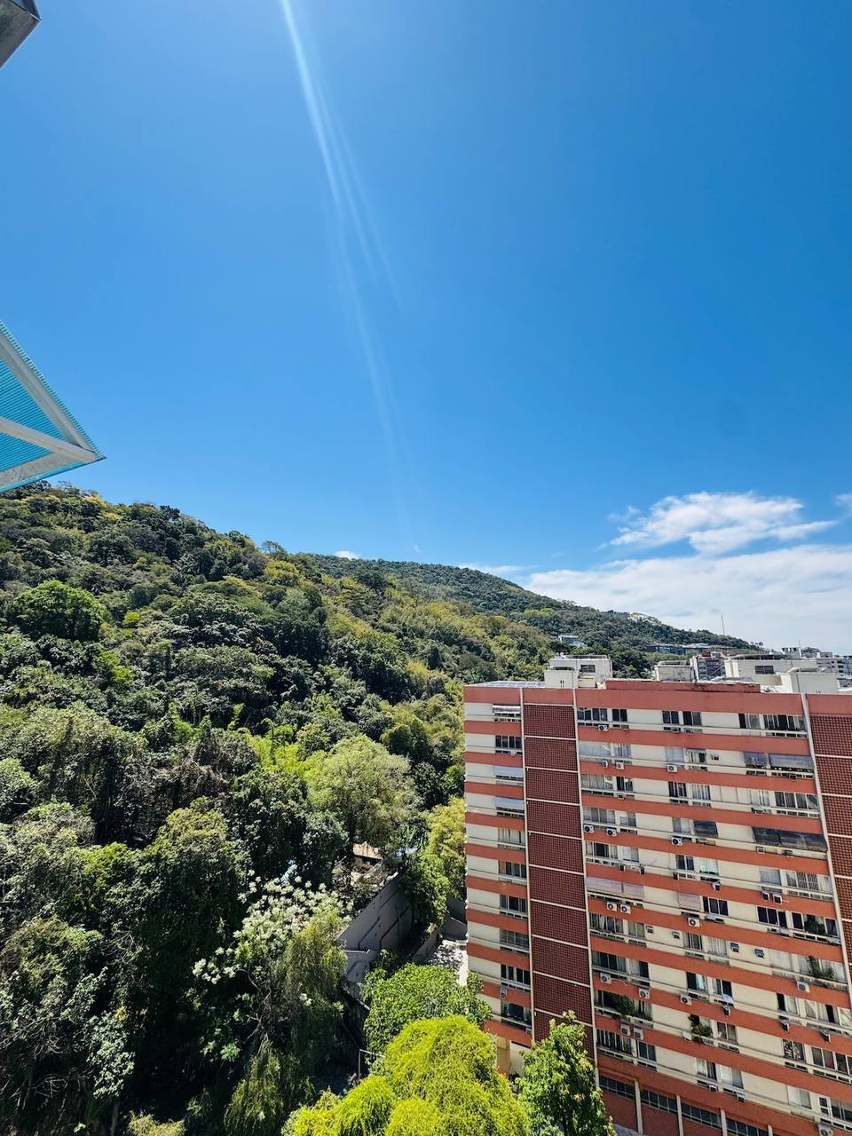 Estúdio moderno com vista panorâmica em Laranjeiras