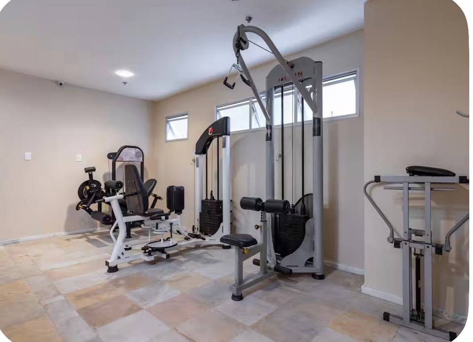 Moderno apartamento en Ipanema con piscina y sauna