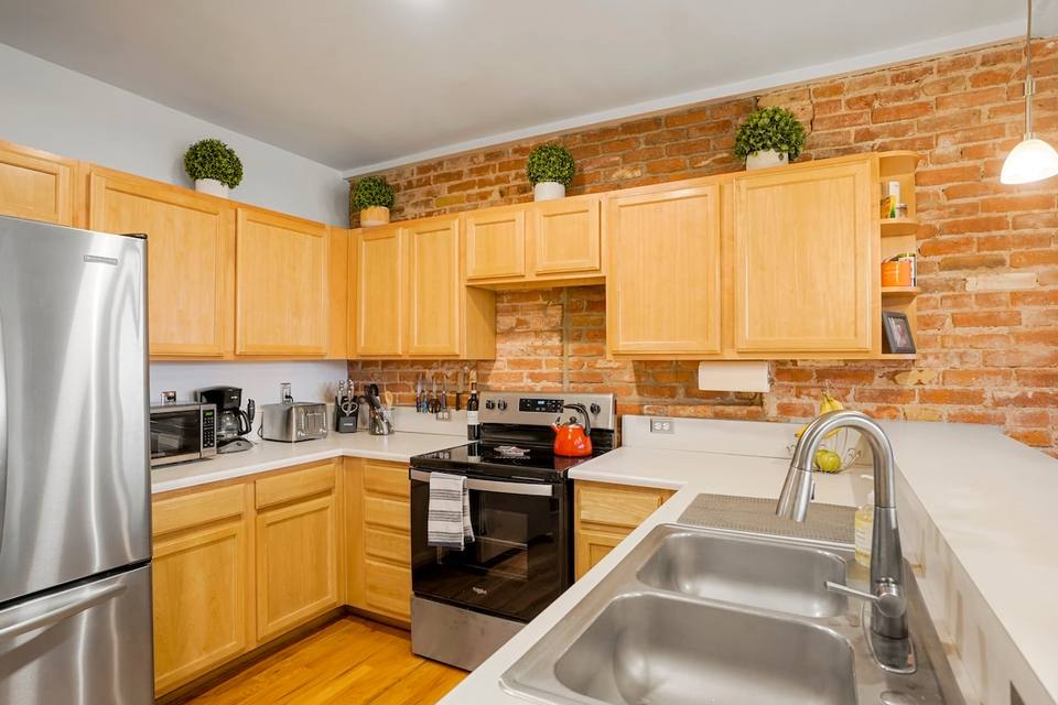 Appliances and storage space