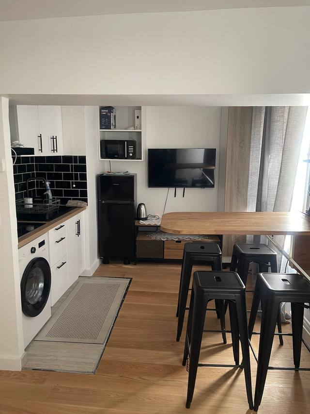 Modern and integrated main space