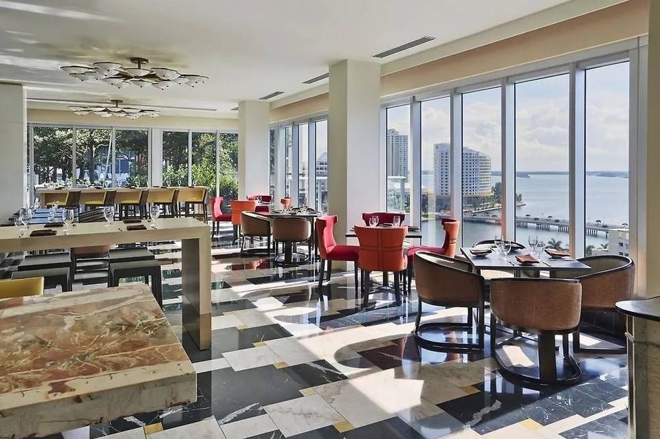 Icon Brickell 37th Floor: Resort Luxury Apartment