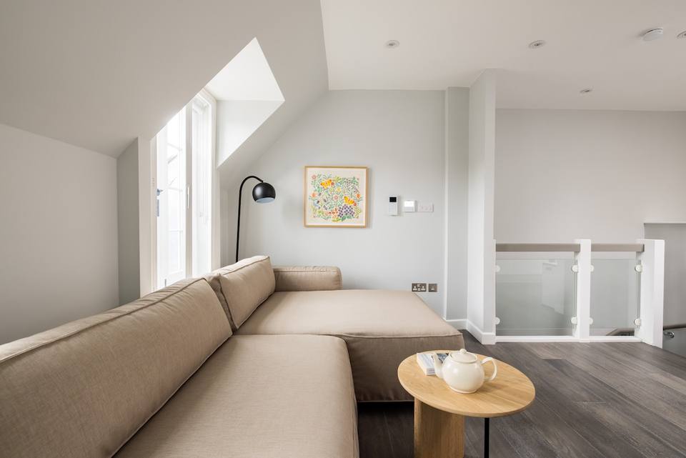 Modern Designer Duplex in the Heart of London