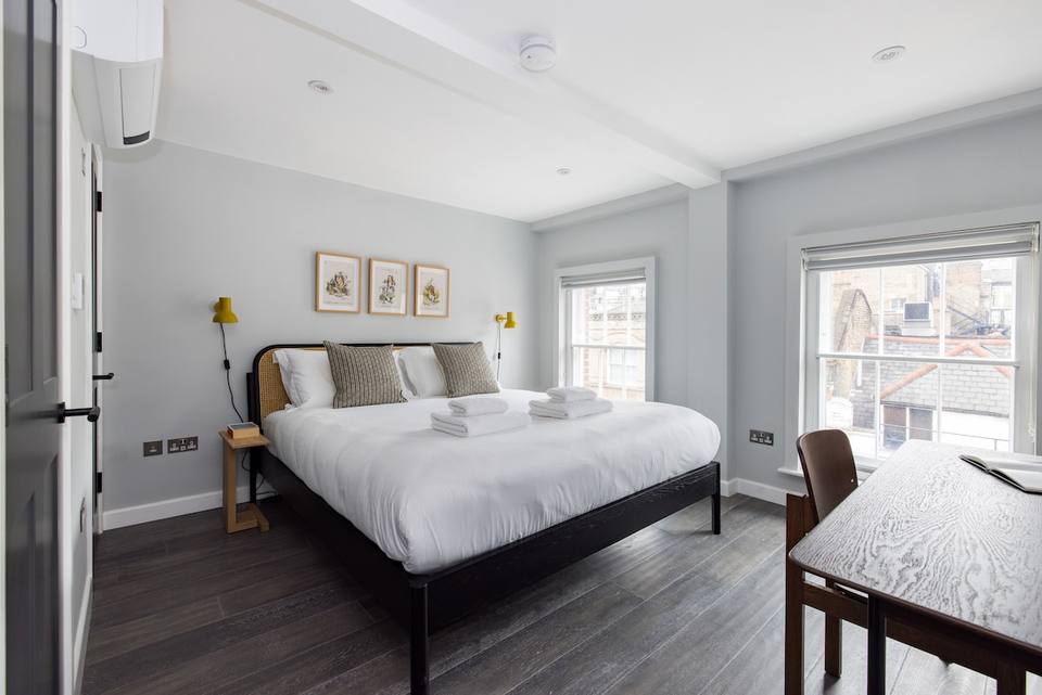 Modern Designer Duplex in the Heart of London