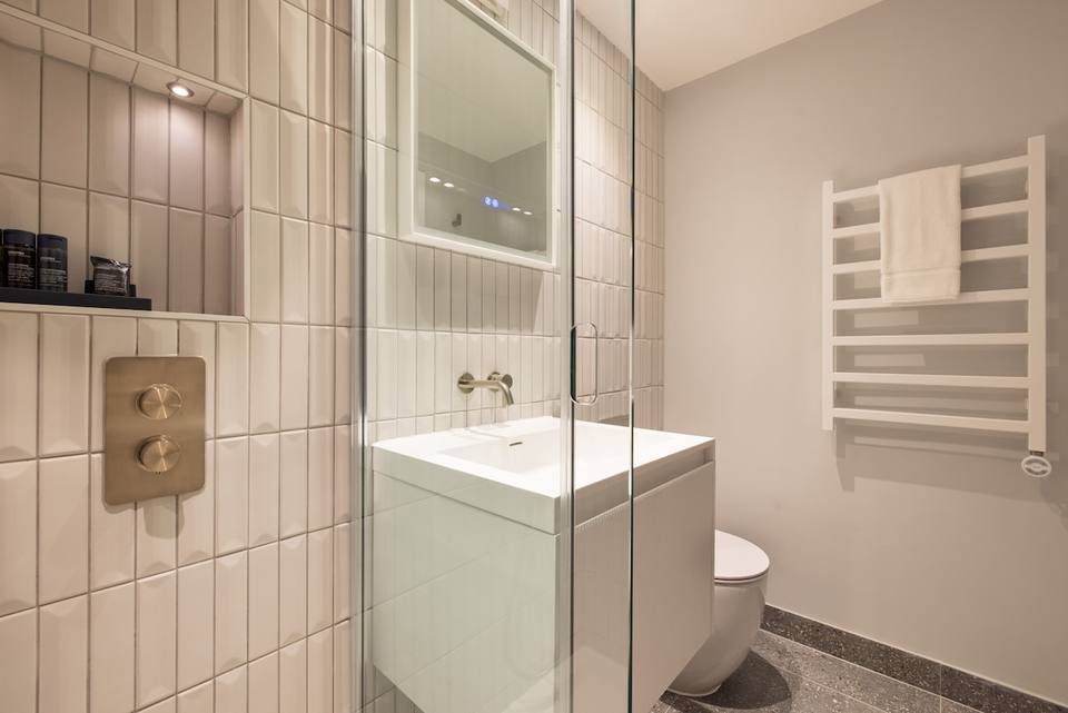 Modern Designer Duplex in the Heart of London