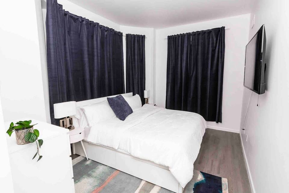 Dormitorio principal con cama king