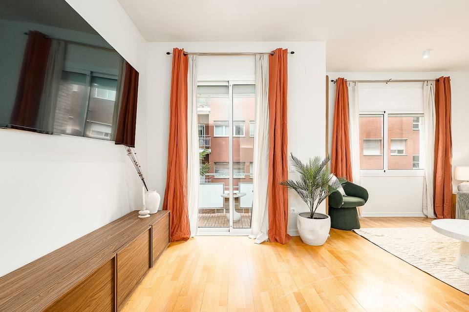 Apartamento de Três Quartos com Varanda em Horta-Guinardó